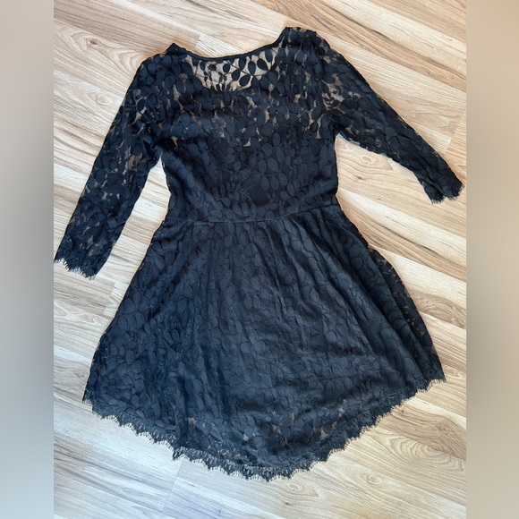 Free People Women’s Black Lace Skater Dress, Size 12 Large Lined 3/4 Sleeve - Picture 9 of 12